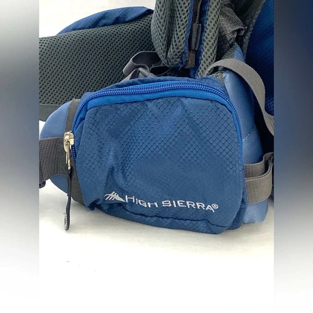 High Sierra Tech Series Lightning 30 Internal Frame Hydration Backpack